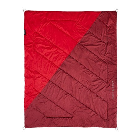 Teton Sports Acadia Outdoor Camp Blanket Ruby & Garnet